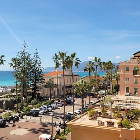 Thekeystudio,Tiramisu Nel Cuore Della Citta Bordighera Exteriér fotografie